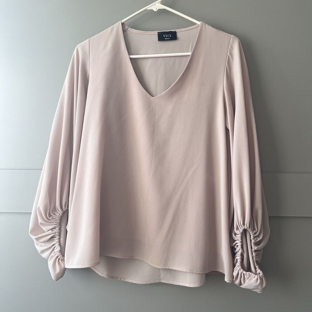 VICI V-Neck Blouse Top Women Small Tan‎ Balloon Sleeve Minimalist Career Office
